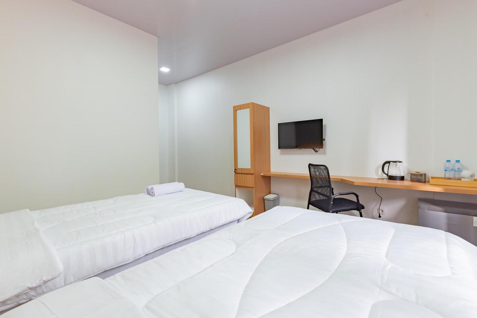Urbanview Hotel Inkoppabri Cisarua Puncak Экстерьер фото