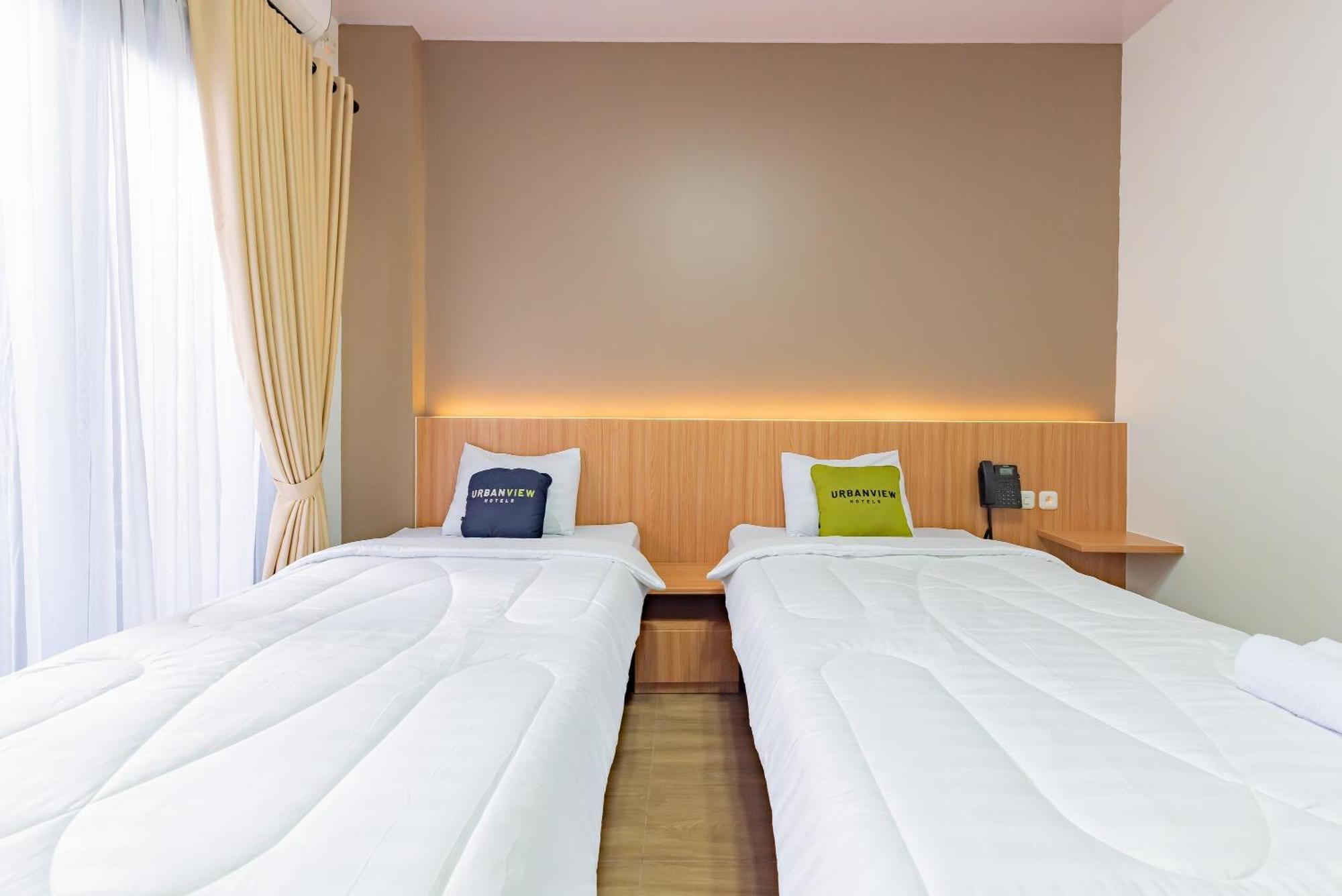Urbanview Hotel Inkoppabri Cisarua Puncak Экстерьер фото