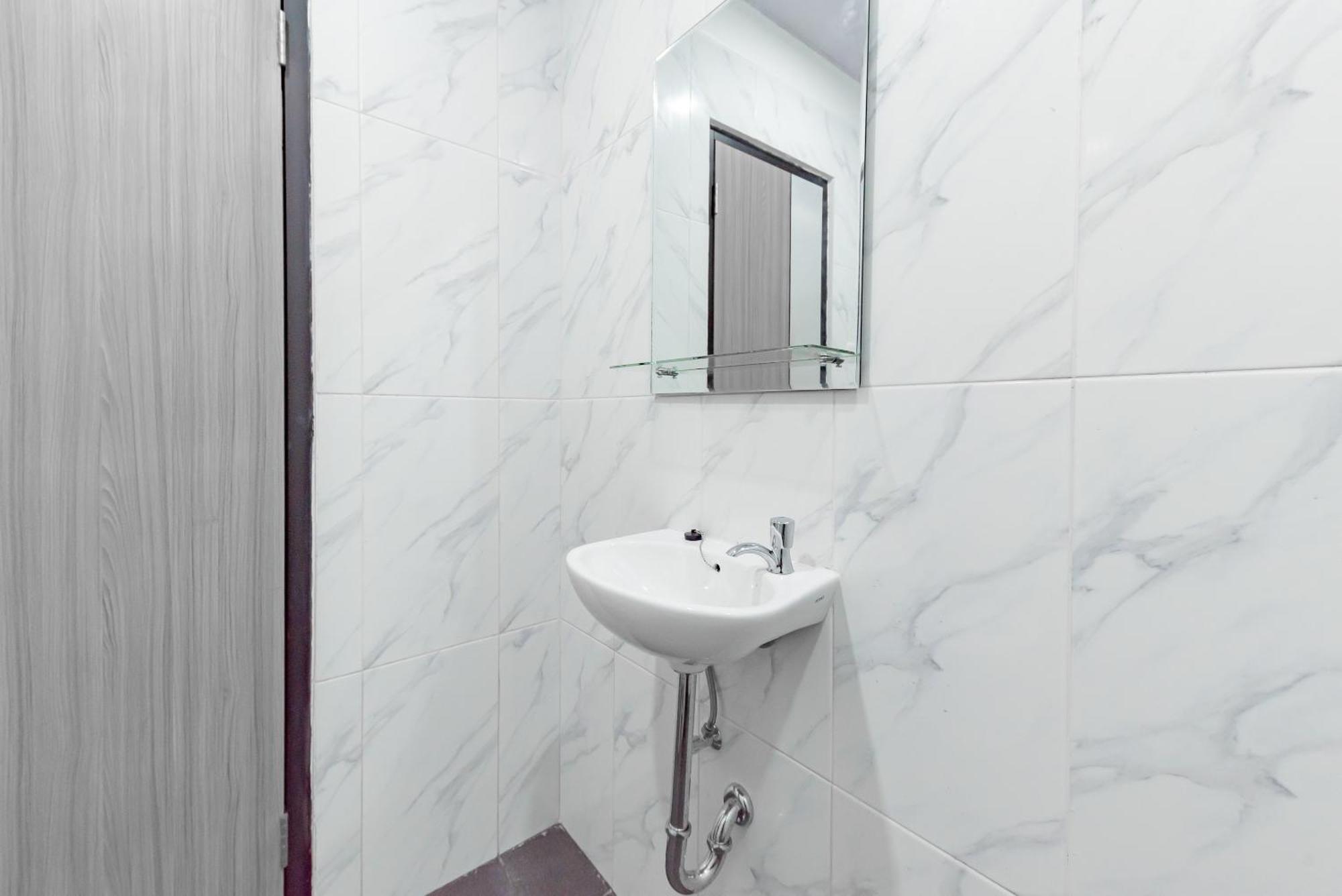 Urbanview Hotel Inkoppabri Cisarua Puncak Экстерьер фото